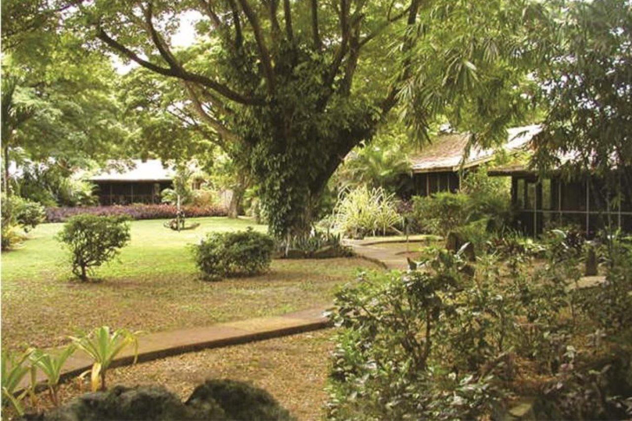 First Landing Beach Resort & Villas Lautoka Esterno foto