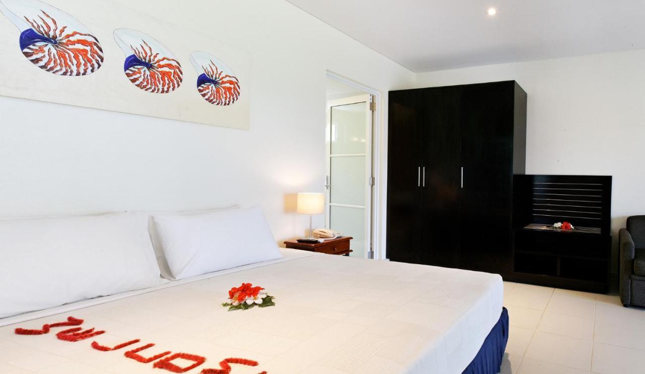 First Landing Beach Resort & Villas Lautoka Esterno foto