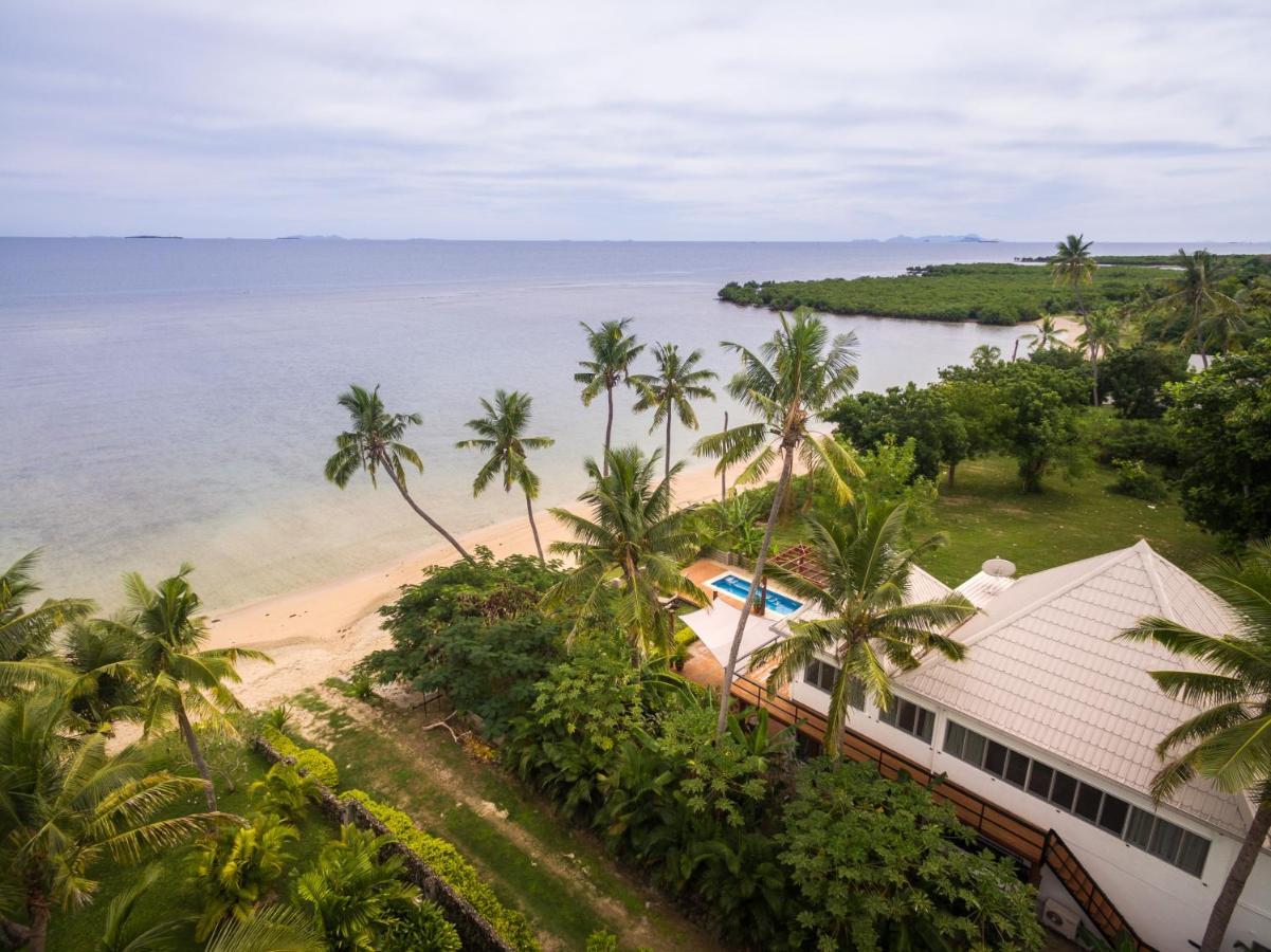 First Landing Beach Resort & Villas Lautoka Esterno foto