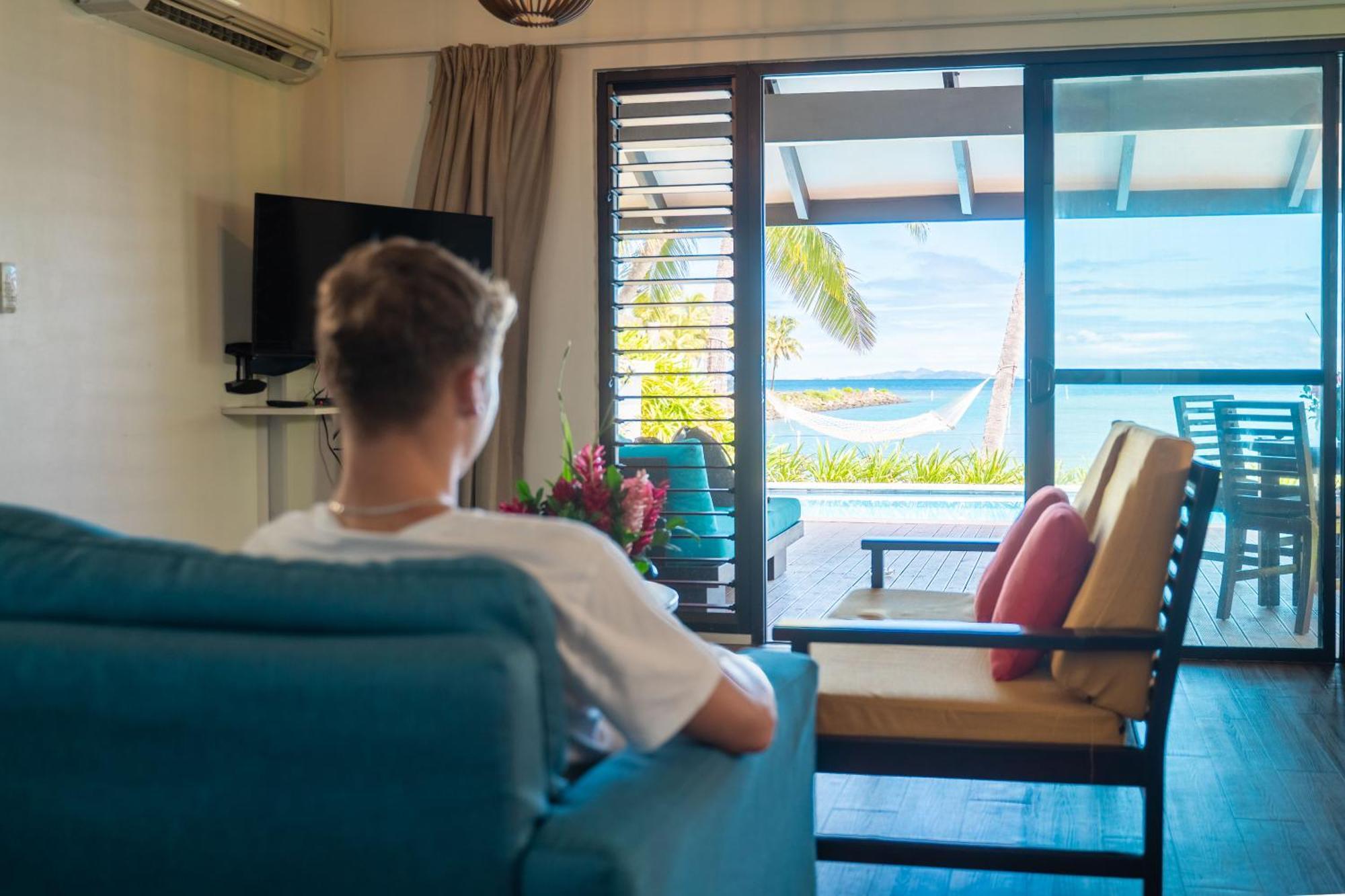 First Landing Beach Resort & Villas Lautoka Esterno foto