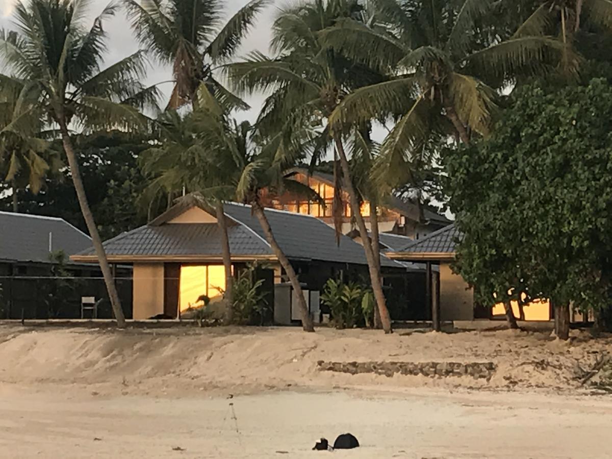First Landing Beach Resort & Villas Lautoka Esterno foto