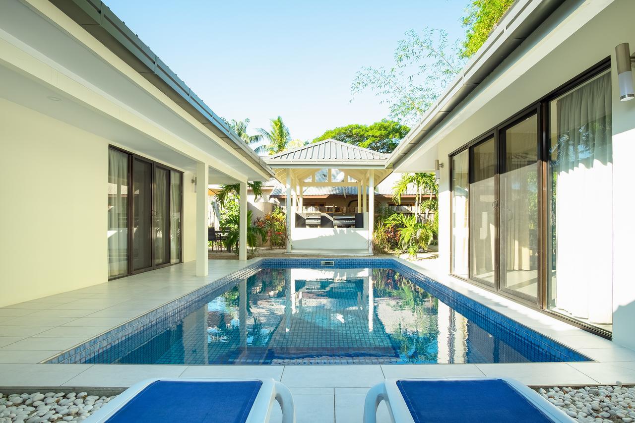 First Landing Beach Resort & Villas Lautoka Esterno foto
